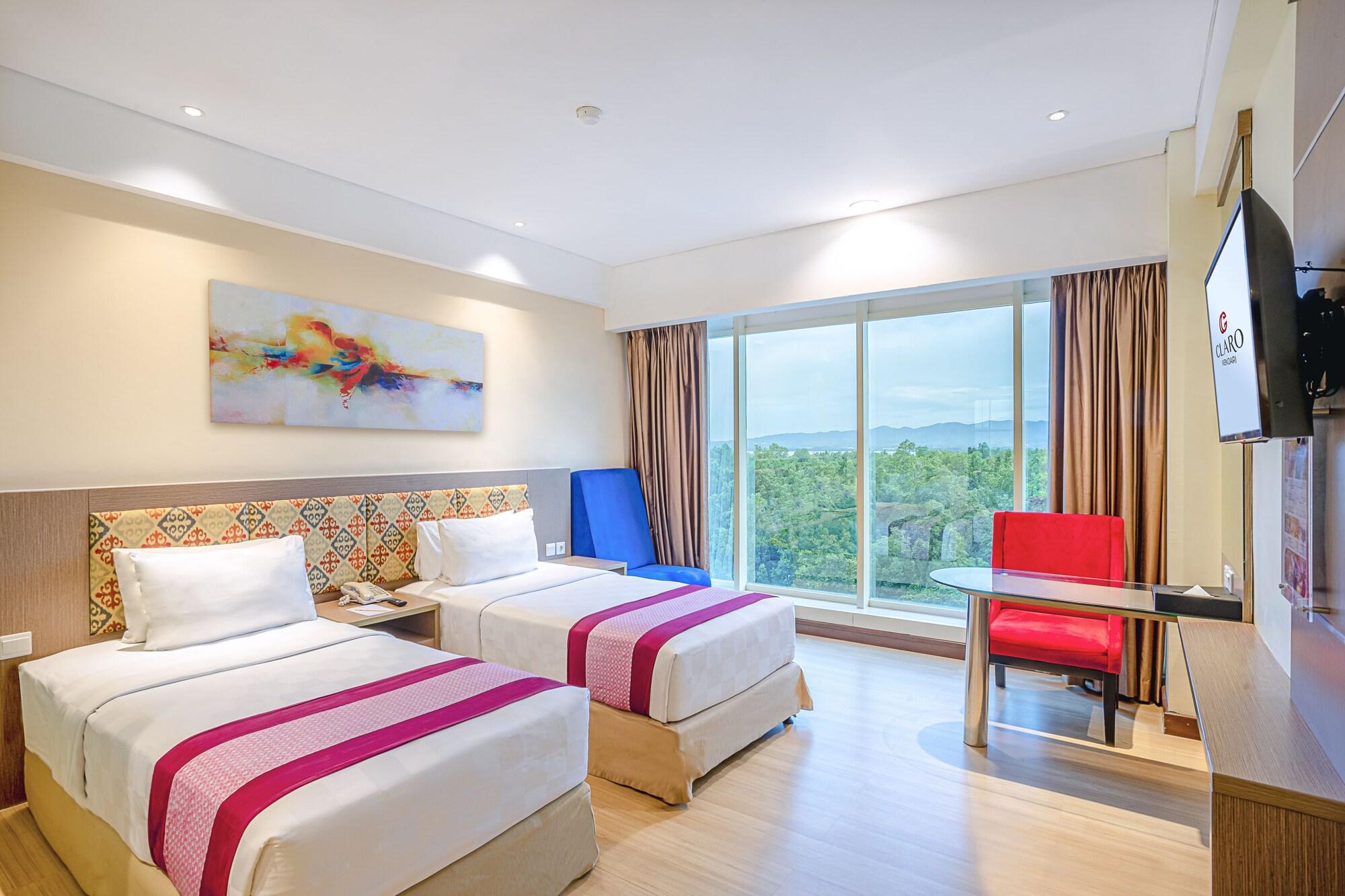 Claro Hotel Кендари Екстериор снимка