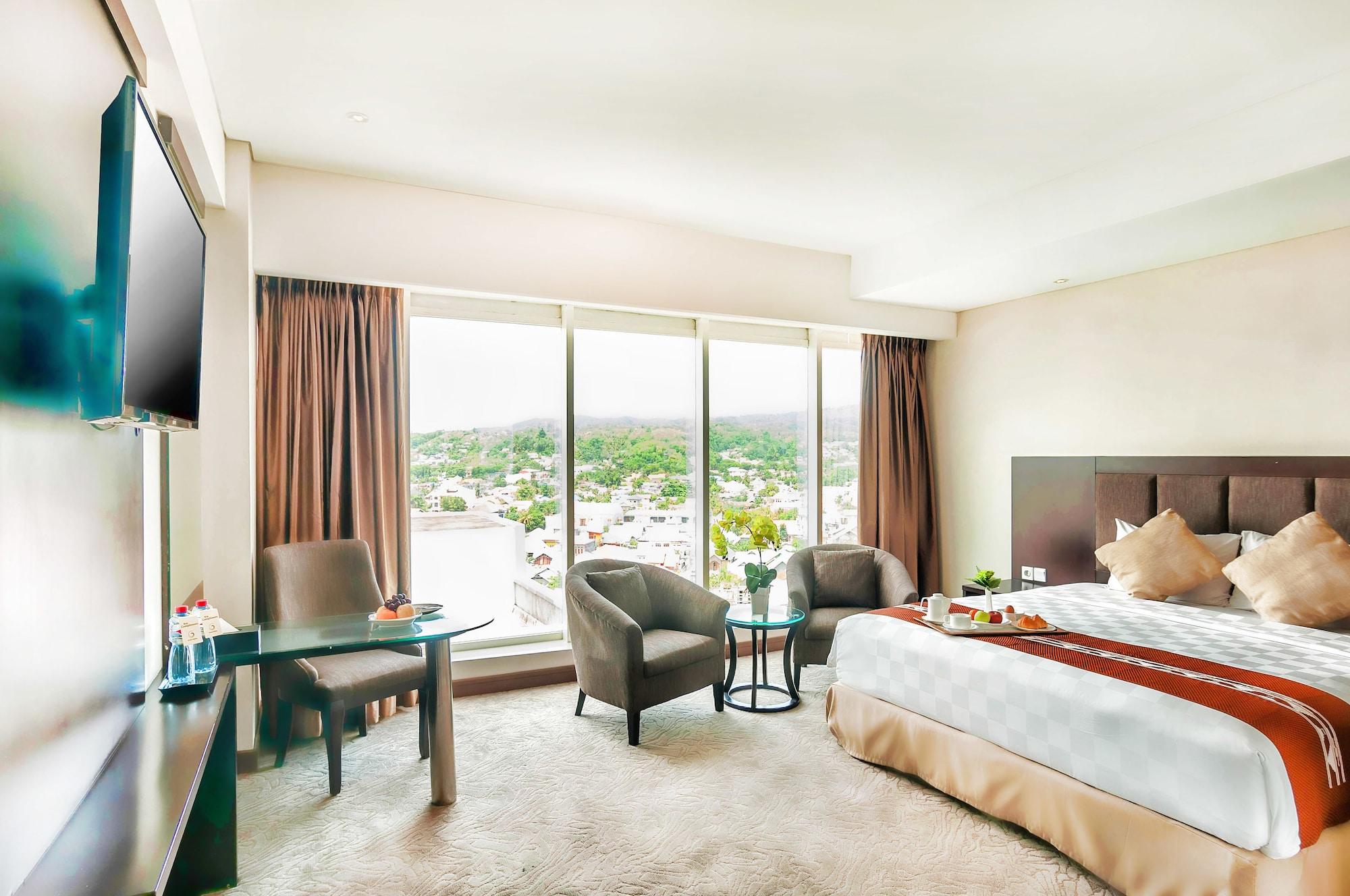Claro Hotel Кендари Екстериор снимка
