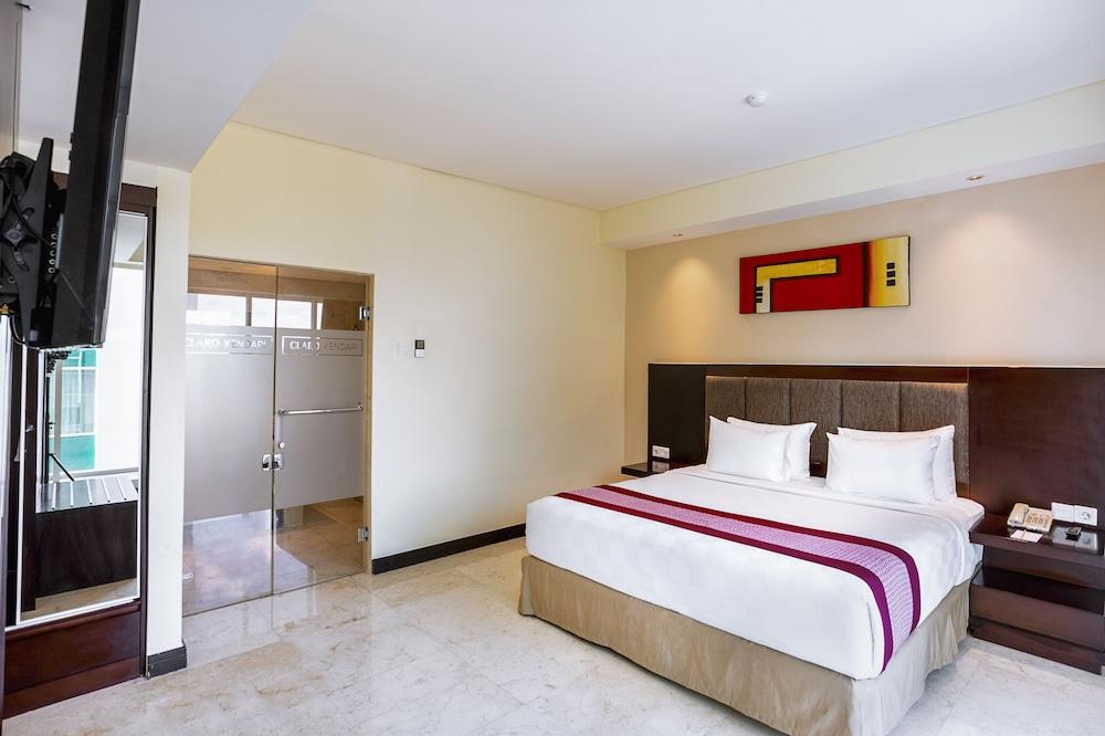 Claro Hotel Кендари Екстериор снимка